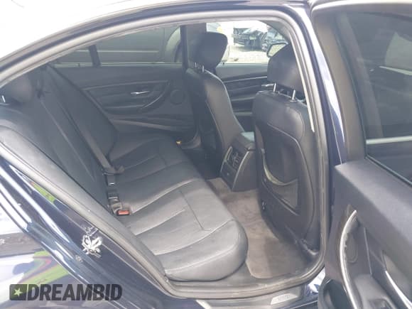 ✅ 2012 BMW 3 Series 335i • VIN: WBA3A9G59CNN67442 • Лот: 42439467. Опубликован ранее на IAAI с пробегом 106 371 миль. Бесплатный доступ к архиву аукционных продаж из США и подробный отчёт об истории автомобиля на DreamBid. Изображение 8.