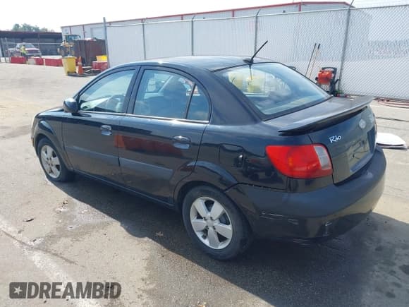 ✅ 2009 Kia Rio LX • VIN: KNADE223496504192 • Lot: 42647197. Listed on IAAI with 131,710 mi. Free auction sales archive from the USA and detailed vehicle history report at DreamBid. Image 3.