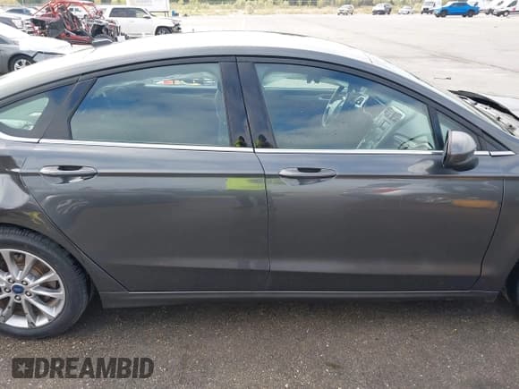 ✅ 2017 Ford Fusion SE • VIN: 3FA6P0H71HR163104 • Lot: 43392923. Listed on IAAI with 138,833 mi. Free auction sales archive from the USA and detailed vehicle history report at DreamBid. Image 14.