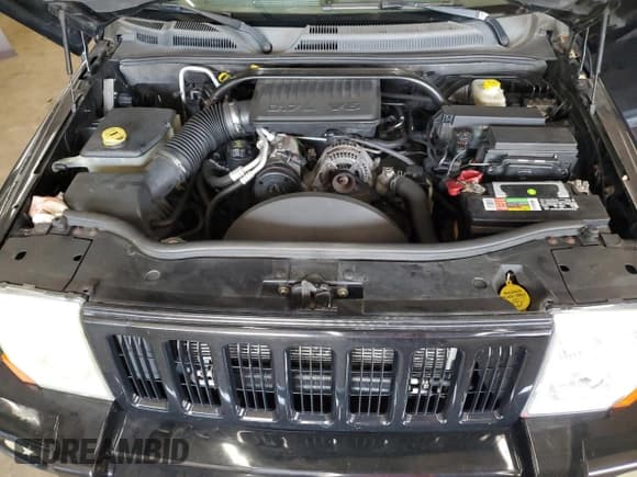 ✅ 2006 Jeep Commander • VIN: 1J8HG48K26C105120 • Lot: 71102185. Wystawiony na Copart z przebiegiem 233 665 mil. Bezpłatny archiwum sprzedaży aukcyjnych z USA i szczegółowy raport historii pojazdu na DreamBid. Zdjęcie 11.