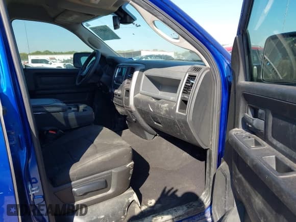 ✅ 2018 Ram 1500 Express • VIN: 1C6RR6FG0JS336443 • Lot: 43449272. Listed on IAAI with 162,636 mi. Free auction sales archive from the USA and detailed vehicle history report at DreamBid. Image 5.