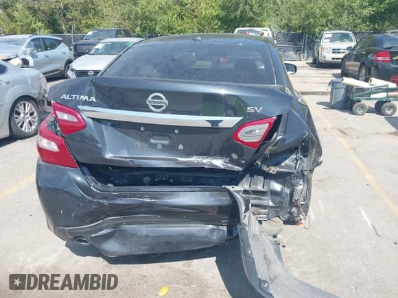 ✅ 2018 Nissan Altima SL • VIN: 1N4AL3AP5JC230843 • Лот: 40393637. Опубликован ранее на IAAI с пробегом 149 759 миль. Бесплатный доступ к архиву аукционных продаж из США и подробный отчёт об истории автомобиля на DreamBid. Изображение 6.