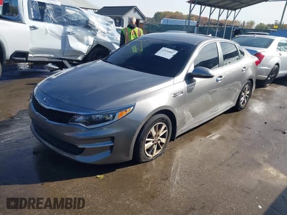 ✅ 2018 Kia Optima LX • VIN: 5XXGT4L38JG220800 • Lot: 43554807. Wystawiony na IAAI z przebiegiem 68 063 mil. Bezpłatny archiwum sprzedaży aukcyjnych z USA i szczegółowy raport historii pojazdu na DreamBid. Zdjęcie 2.