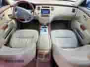 2008 Hyundai Azera Limited с VIN KMHFC46FX8A302689, выставлен на аукционе Copart как лот 61566085 с пробегом 162 715 миль миль и Чистый • Clean title. История ставок и продаж доступна на DreamBid. Изображение 8.