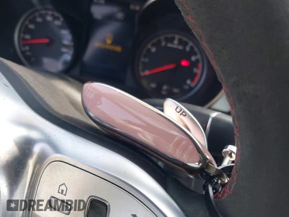 ✅ 2020 Mercedes-Benz C 43 AMG • VIN: 55SWF6EB6LU329473 • Lot: 40080118. Wystawiony na IAAI z przebiegiem 26 041 mil. Bezpłatny archiwum sprzedaży aukcyjnych z USA i szczegółowy raport historii pojazdu na DreamBid. Zdjęcie 11.