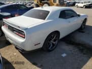 ✅ 2015 Dodge Challenger R/T • VIN: 2C3CDZATXFH708649 • Lot: 70843824. Wystawiony na Copart z przebiegiem 72 986 mil. Bezpłatny archiwum sprzedaży aukcyjnych z USA i szczegółowy raport historii pojazdu na DreamBid. Zdjęcie 3.