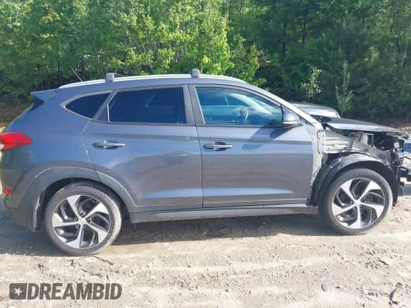 2016 Hyundai Tucson Sport with VIN KM8J3CA26GU208508, listed as a IAAI auction lot 42309929 with 92,406 mi miles and . Bid and sale history available at DreamBid. Image 13.
