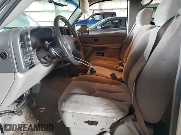 ✅ 2005 Chevrolet Tahoe LS • VIN: 1GNEC13V95R193852 • Lot: 86283265. Listed on Copart with 188,307 mi. Free auction sales archive from the USA and detailed vehicle history report at DreamBid. Image 7.