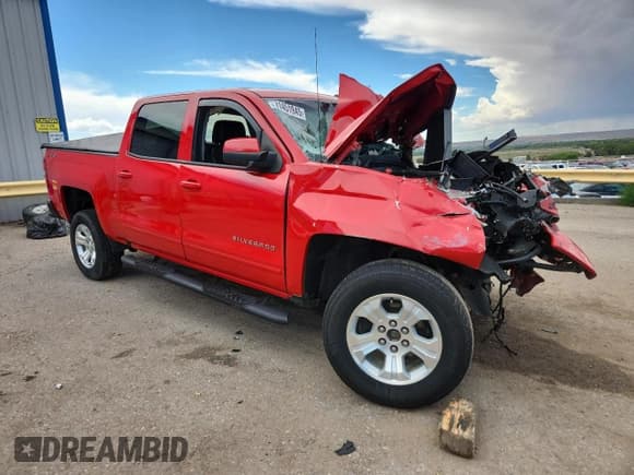 ✅ 2018 Chevrolet Silverado 1500 LT • VIN: 3GCUKREC7JG251629 • Лот: 71451945. Опубликован ранее на Copart с пробегом Не указан. Бесплатный доступ к архиву аукционных продаж из США и подробный отчёт об истории автомобиля на DreamBid. Изображение 4.