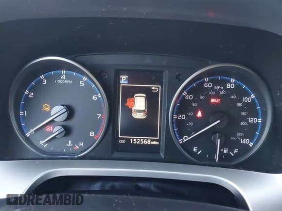 ✅ 2018 Toyota RAV4 LE • VIN: JTMBFREV1JJ734089 • Lot: 43487260. Listed on IAAI with 152,568 mi. Free auction sales archive from the USA and detailed vehicle history report at DreamBid. Image 7.