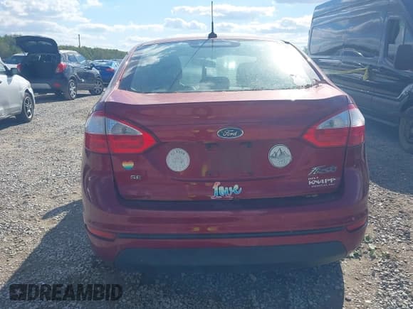 ✅ 2017 Ford Fiesta SE • VIN: 3FADP4BJ2HM137465 • Lot: 43397069. Listed on IAAI with 121,467 mi. Free auction sales archive from the USA and detailed vehicle history report at DreamBid. Image 16.