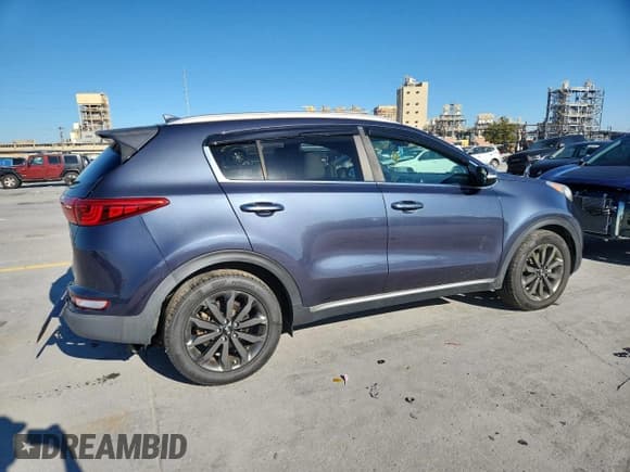 ✅ 2019 Kia Sportage EX • VIN: KNDPN3AC2K7528255 • Lot: 81311055. Listed on Copart with 31,718 mi. Free auction sales archive from the USA and detailed vehicle history report at DreamBid. Image 3.