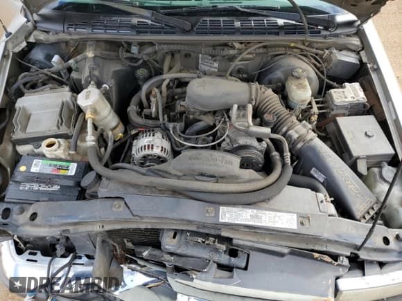 ✅ 2001 Chevrolet S-10 LS • VIN: 1GCCS19W018187215 • Лот: 46799275. Опубликован ранее на Copart с пробегом 140 606 миль. Бесплатный доступ к архиву аукционных продаж из США и подробный отчёт об истории автомобиля на DreamBid. Изображение 12.