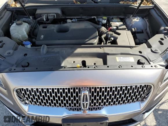 ✅ 2019 Lincoln Nautilus Standard • VIN: 2LMPJ6J98KBL67869 • Lot: 42763085. Listed on Copart with 51,036 mi. Free auction sales archive from the USA and detailed vehicle history report at DreamBid. Image 12.