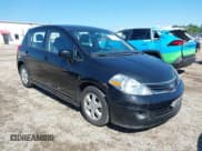 ✅ 2011 Nissan Versa S • VIN: 3N1BC1CPXBL372193 • Lot: 43096652. Wystawiony na IAAI z przebiegiem 79 318 mil. Bezpłatny archiwum sprzedaży aukcyjnych z USA i szczegółowy raport historii pojazdu na DreamBid. Zdjęcie 1.