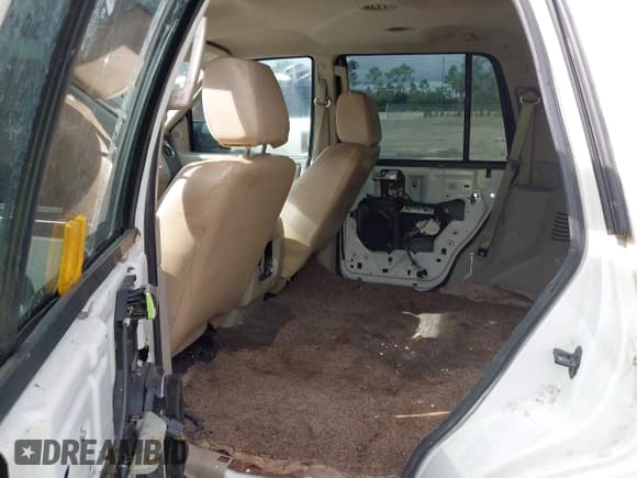 ✅ 2008 Ford Expedition SSV • VIN: 1FMFU15598LA07723 • Lot: 43825693. Listed on IAAI with 189,290 mi. Free auction sales archive from the USA and detailed vehicle history report at DreamBid. Image 8.