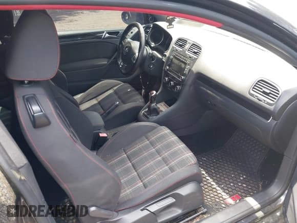 ✅ 2010 Volkswagen Golf GTI • VIN: WVWEV7AJ7AW178851 • Lot: 42534573. Listed on IAAI with 141,542 mi. Free auction sales archive from the USA and detailed vehicle history report at DreamBid. Image 5.