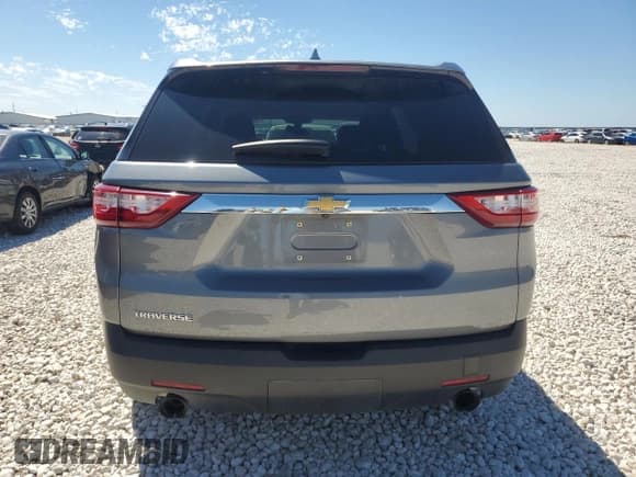 ✅ 2019 Chevrolet Traverse LS • VIN: 1GNERFKW1KJ127439 • Lot: 70806804. Wystawiony na Copart z przebiegiem 63 748 mil. Bezpłatny archiwum sprzedaży aukcyjnych z USA i szczegółowy raport historii pojazdu na DreamBid. Zdjęcie 6.