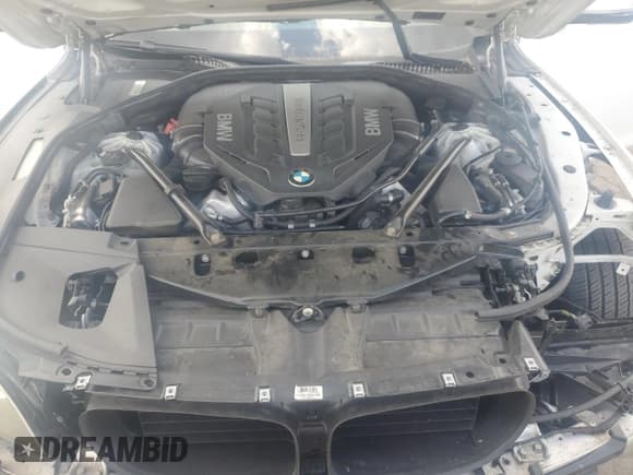 ✅ 2013 BMW 7 Series 750Li xDrive • VIN: WBAYF8C54DDE59165 • Lot: 70009505. Wystawiony na Copart z przebiegiem 230 903 mil. Bezpłatny archiwum sprzedaży aukcyjnych z USA i szczegółowy raport historii pojazdu na DreamBid. Zdjęcie 11.