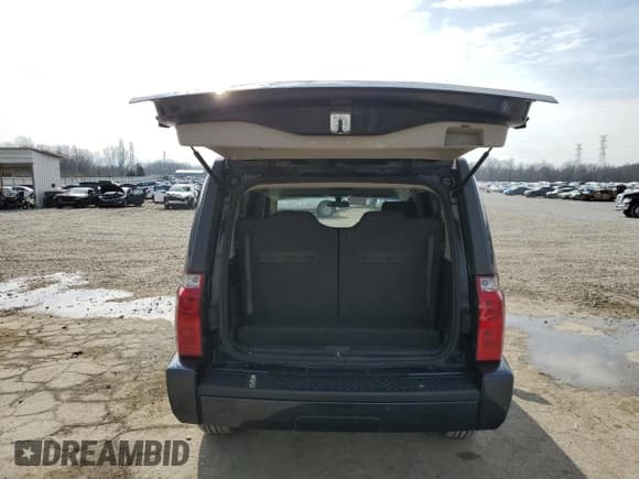 ✅ 2009 Jeep Commander Sport • VIN: 1J8HG48K19C538464 • Lot: 44506165. Wystawiony na Copart z przebiegiem 185 546 mil. Bezpłatny archiwum sprzedaży aukcyjnych z USA i szczegółowy raport historii pojazdu na DreamBid. Zdjęcie 6.