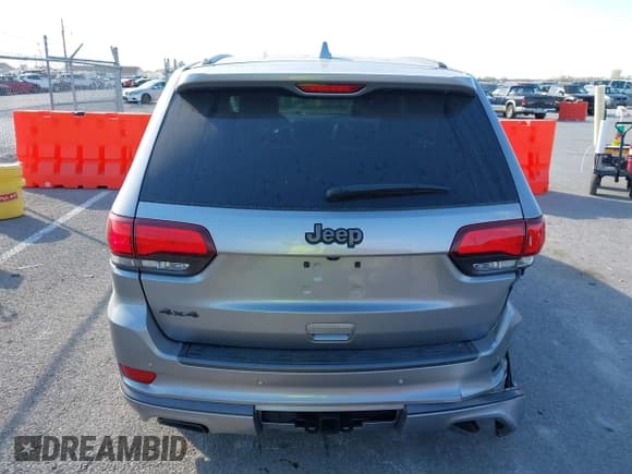✅ 2020 Jeep Grand Cherokee Overland • VIN: 1C4RJFCG8LC158475 • Lot: 40665109. Listed on IAAI with 77,233 mi. Free auction sales archive from the USA and detailed vehicle history report at DreamBid. Image 16.