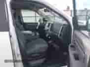 2017 Ram 1500 SLT с VIN 1C6RR7LT1HS693955, выставлен на аукционе IAAI как лот 41787927 с пробегом 97 111 миль миль и . История ставок и продаж доступна на DreamBid. Изображение 5.