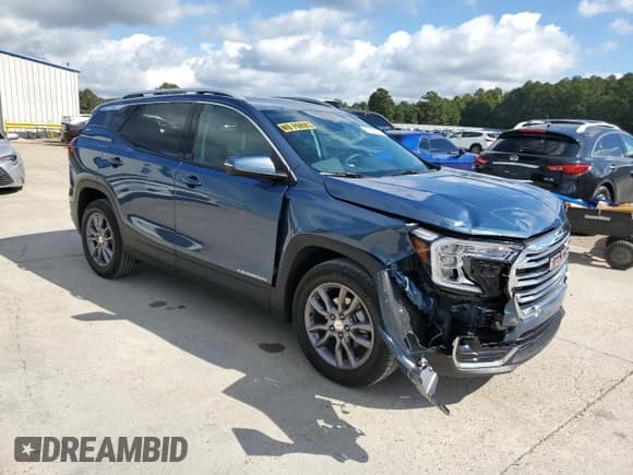 ✅ 2024 GMC Terrain SLT • VIN: 3GKALVEG4RL383203 • Lot: 83959575. Listed on Copart with 9,976 mi. Free auction sales archive from the USA and detailed vehicle history report at DreamBid. Image 4.