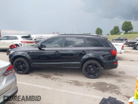 ✅ 2015 Audi Q7 Prestige • VIN: WA1WMAFE8FD008737 • Лот: 42589690. Опубликован ранее на IAAI с пробегом 125 661 миль. Бесплатный доступ к архиву аукционных продаж из США и подробный отчёт об истории автомобиля на DreamBid. Изображение 14.