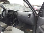 ✅ 1999 Toyota 4Runner SR5 • VIN: JT3HN86R1X0251701 • Лот: 43777156. Опубликован ранее на IAAI с пробегом 301 558 миль. Бесплатный доступ к архиву аукционных продаж из США и подробный отчёт об истории автомобиля на DreamBid. Изображение 5.