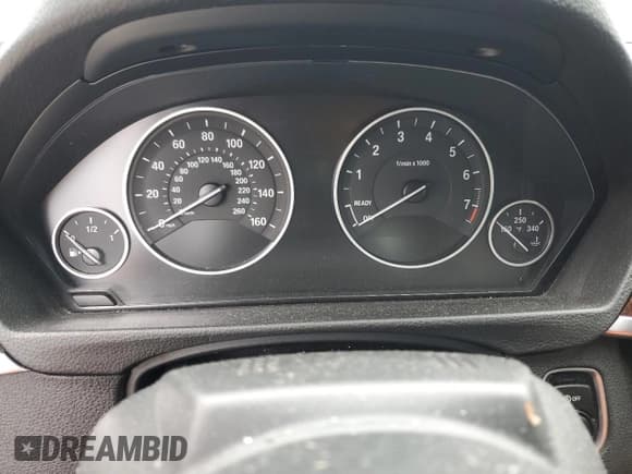 ✅ 2015 BMW 4 Series 435i xDrive • VIN: WBA3T7C58FPW79470 • Lot: 58643235. Wystawiony na Copart z przebiegiem Nie podano. Bezpłatny archiwum sprzedaży aukcyjnych z USA i szczegółowy raport historii pojazdu na DreamBid. Zdjęcie 9.