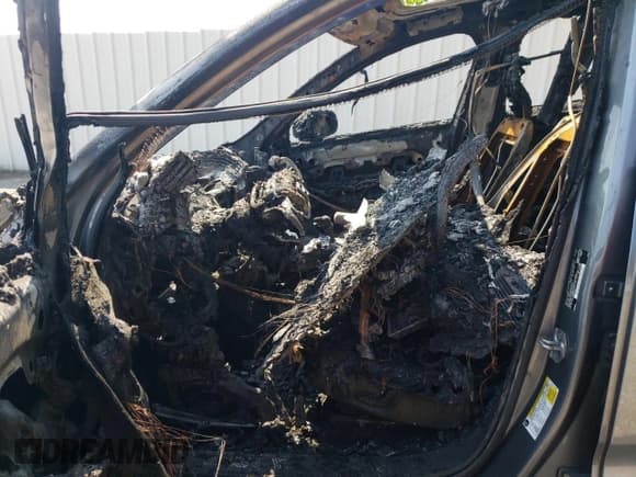 ✅ 2019 Volvo XC60 Momentum • VIN: YV4A22RK2K1245214 • Lot: 68856795. Listed on Copart with Not provided. Free auction sales archive from the USA and detailed vehicle history report at DreamBid. Image 7.