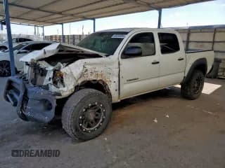 ✅ 2011 Toyota Tacoma • VIN: 5TFLU4EN4BX017083 • Lot: 69485095. Listed on Copart with 220,269 mi. Free auction sales archive from the USA and detailed vehicle history report at DreamBid. Image 1.