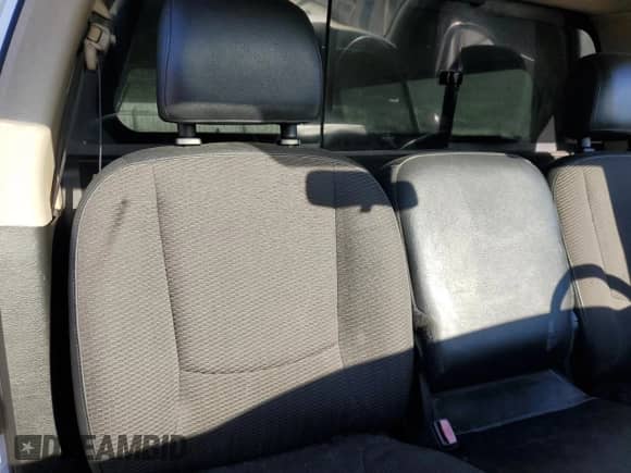 2005 Dodge 1500 ST с VIN 1D7HU16N45J566377, выставлен на аукционе Copart как лот 73523184 с пробегом 137 787 миль миль и Списание • Salvage title. История ставок и продаж доступна на DreamBid. Изображение 10.