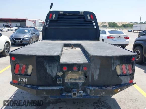 ✅ 2017 Ford F-250 Lariat • VIN: 1FT7W2BT2HEE85692 • Лот: 42325993. Опубликован ранее на IAAI с пробегом 211 296 миль. Бесплатный доступ к архиву аукционных продаж из США и подробный отчёт об истории автомобиля на DreamBid. Изображение 17.