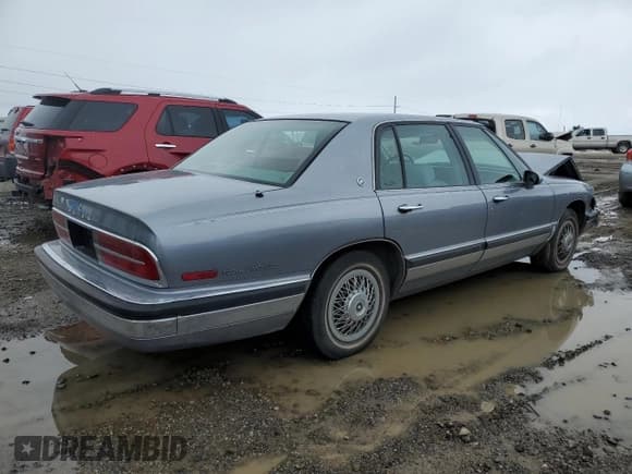 ✅ 1992 Buick Park Avenue • VIN: 1G4CW53L5N1630401 • Lot: 62028475. Listed on Copart with 97,728 mi. Free auction sales archive from the USA and detailed vehicle history report at DreamBid. Image 3.