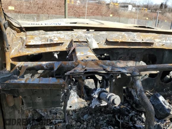 ✅ 2001 BMW X5 4.4i • VIN: WBAFB33521LH26696 • Lot: 66432125. Listed on Copart with Not provided. Free auction sales archive from the USA and detailed vehicle history report at DreamBid. Image 9.