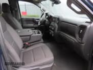 ✅ 2023 Chevrolet Silverado 1500 Custom • VIN: 3GCPABEK4PG182678 • Лот: 93682165. Опубликован ранее на Copart с пробегом 45 999 миль. Бесплатный доступ к архиву аукционных продаж из США и подробный отчёт об истории автомобиля на DreamBid. Изображение 5.