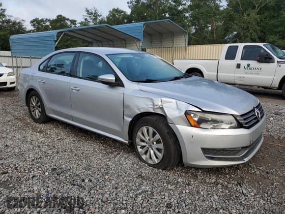 ✅ 2012 Volkswagen Passat S • VIN: 1VWAH7A32CC059131 • Lot: 63945055. Listed on Copart with 211,646 mi. Free auction sales archive from the USA and detailed vehicle history report at DreamBid. Image 4.