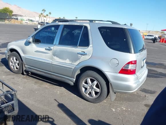 ✅ 2003 Mercedes-Benz M 350 • VIN: 4JGAB57E23A439529 • Lot: 43908675. Listed on IAAI with 222,188 mi. Free auction sales archive from the USA and detailed vehicle history report at DreamBid. Image 3.