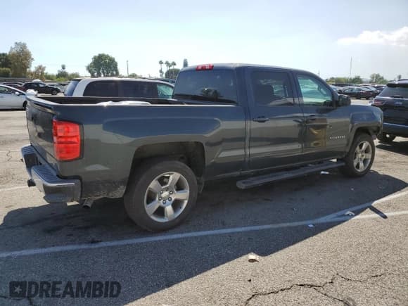 ✅ 2018 Chevrolet Silverado 1500 LT • VIN: 1GCPCREC2JF167990 • Lot: 84015985. Wystawiony na Copart z przebiegiem 118 826 mil. Bezpłatny archiwum sprzedaży aukcyjnych z USA i szczegółowy raport historii pojazdu na DreamBid. Zdjęcie 3.