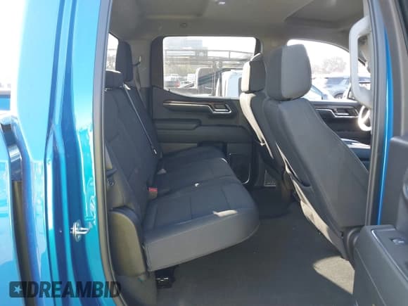 ✅ 2024 Chevrolet Silverado 1500 • VIN: 3GCPADEKXRG300554 • Лот: 41314009. Опубликован ранее на IAAI с пробегом 8 342 миль. Бесплатный доступ к архиву аукционных продаж из США и подробный отчёт об истории автомобиля на DreamBid. Изображение 8.