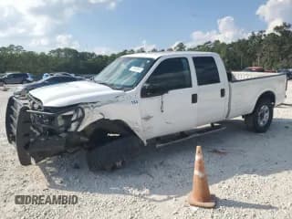 ✅ 2014 Ford F-250 Lariat • VIN: 1FT7W2BT7EEA58701 • Lot: 89488945. Listed on Copart with 213,685 mi. Free auction sales archive from the USA and detailed vehicle history report at DreamBid. Image 1.