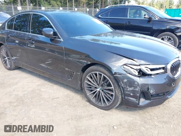 ✅ 2021 BMW 5 Series 530i • VIN: WBA53BH01MCF26218 • Lot: 42927073. Listed on IAAI with 38,048 mi. Free auction sales archive from the USA and detailed vehicle history report at DreamBid. Image 6.