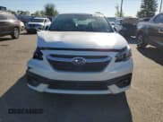 ✅ 2022 Subaru Legacy Premium • VIN: 4S3BWAD6XN3018328 • Lot: 82313635. Wystawiony na Copart z przebiegiem 90 949 mil. Bezpłatny archiwum sprzedaży aukcyjnych z USA i szczegółowy raport historii pojazdu na DreamBid. Zdjęcie 5.