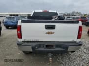 ✅ 2008 Chevrolet Silverado 2500HD Work Truck • VIN: 1GCHK23K18F175453 • Lot: 44219344. Wystawiony na Copart z przebiegiem Nie podano. Bezpłatny archiwum sprzedaży aukcyjnych z USA i szczegółowy raport historii pojazdu na DreamBid. Zdjęcie 6.
