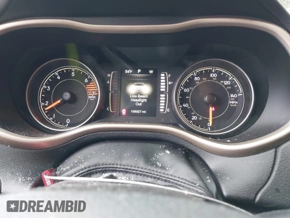 ✅ 2016 Jeep Cherokee 75th Anniversary • VIN: 1C4PJMCB4GW117832 • Lot: 42353597. Listed on IAAI with 109,327 mi. Free auction sales archive from the USA and detailed vehicle history report at DreamBid. Image 7.