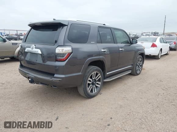 ✅ 2019 Toyota 4Runner SR5 • VIN: JTEBU5JR4K5679599 • Лот: 42535810. Опубликован ранее на IAAI с пробегом 112 804 миль. Бесплатный доступ к архиву аукционных продаж из США и подробный отчёт об истории автомобиля на DreamBid. Изображение 4.