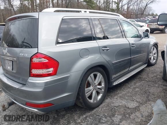 ✅ 2012 Mercedes-Benz GL 450 • VIN: 4JGBF7BE4CA801193 • Лот: 41552510. Опубликован ранее на IAAI с пробегом 145 246 миль. Бесплатный доступ к архиву аукционных продаж из США и подробный отчёт об истории автомобиля на DreamBid. Изображение 4.