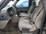 ✅ 2001 Chevrolet Suburban LS • VIN: 3GNFK16TX1G212288 • Лот: 43882585. Опубликован ранее на Copart с пробегом 312 730 миль. Бесплатный доступ к архиву аукционных продаж из США и подробный отчёт об истории автомобиля на DreamBid. Изображение 7.