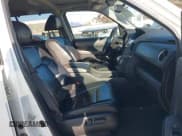 ✅ 2013 Honda Pilot Touring • VIN: 5FNYF4H94DB032372 • Lot: 43906615. Wystawiony na IAAI z przebiegiem 204 065 mil. Bezpłatny archiwum sprzedaży aukcyjnych z USA i szczegółowy raport historii pojazdu na DreamBid. Zdjęcie 5.